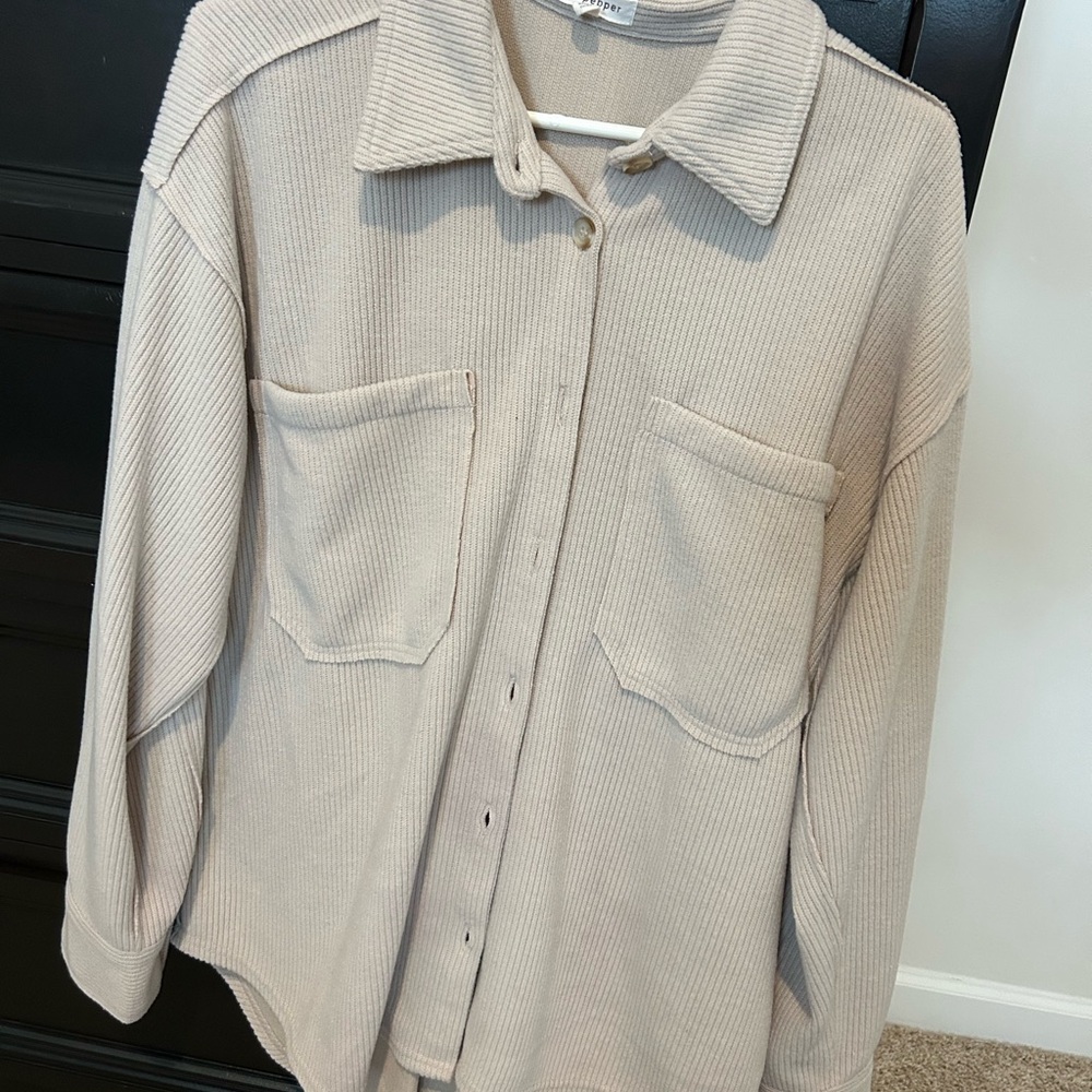 Blu Pepper Cream Ribbed Flannel Top